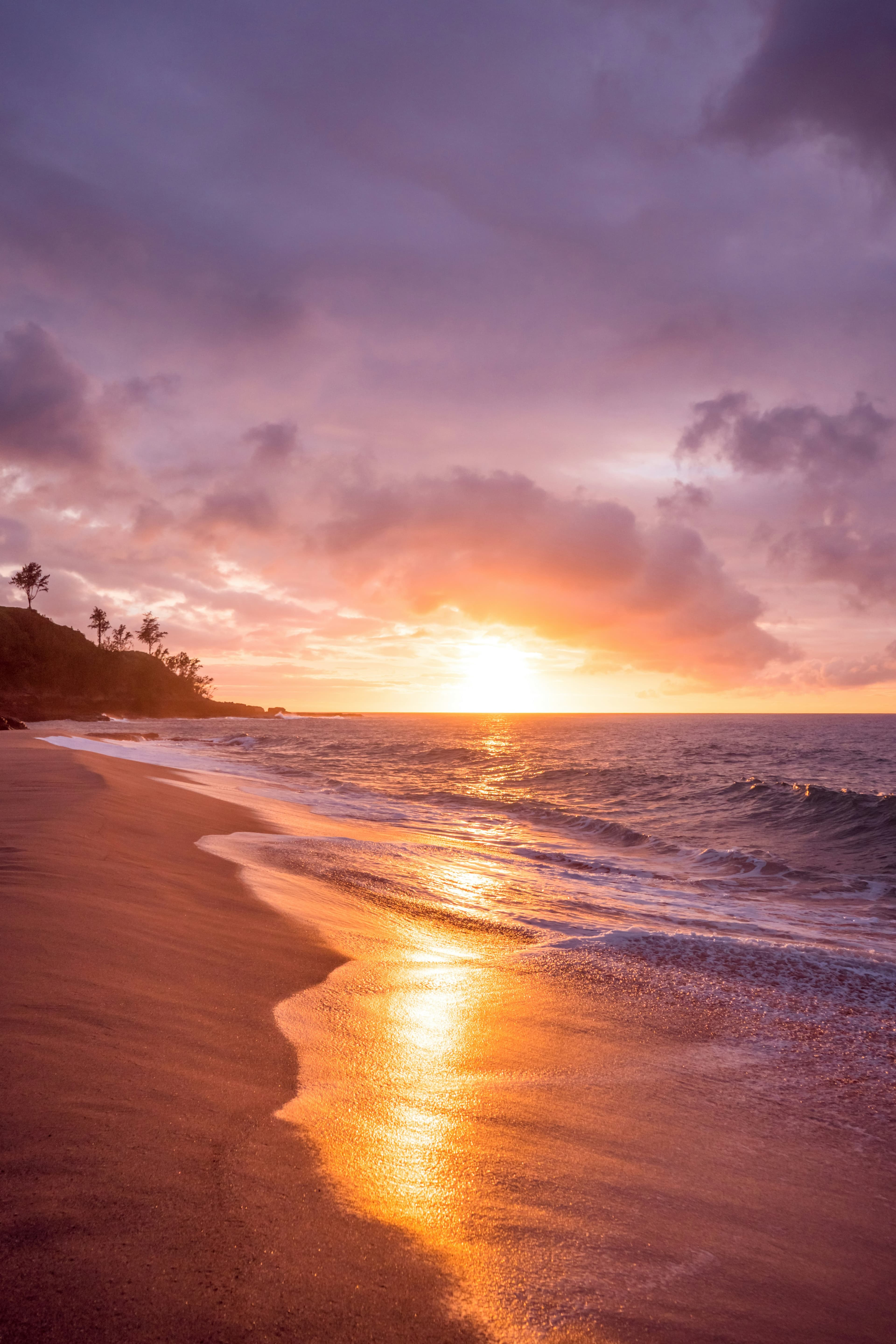 A pink sunset over the sea